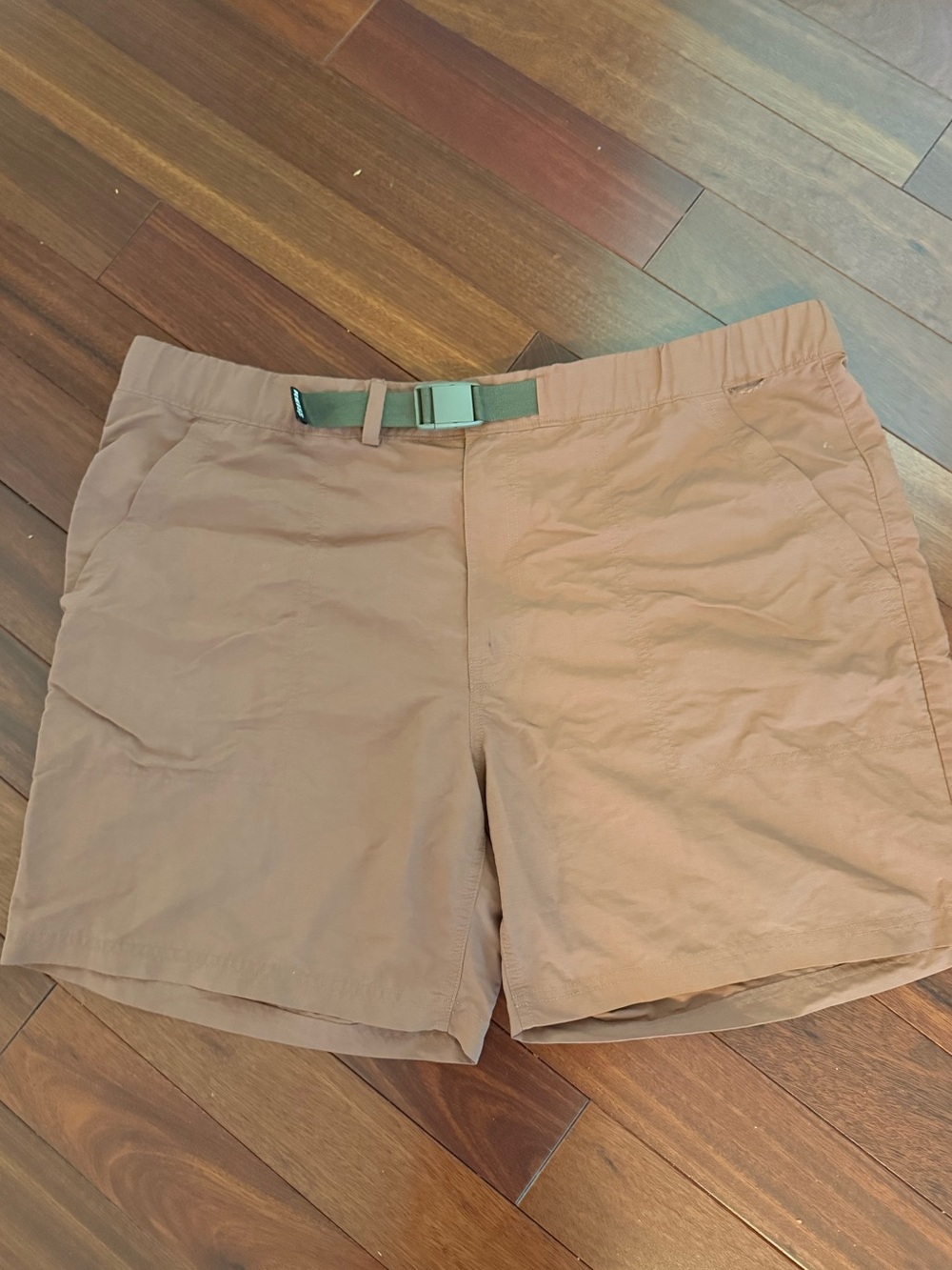 REI Co-op Nylon Shorts Men's SZ XL Elastic Waist W Zipper Buckle Belt Pockets